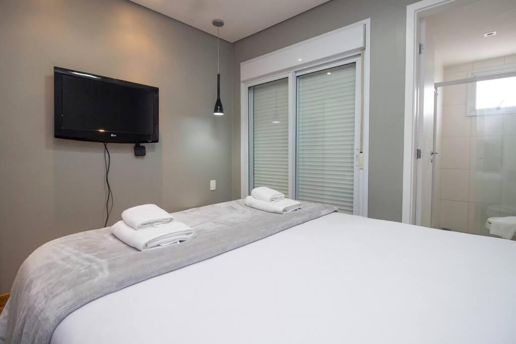 BHomy Pinheiros Moderno varanda e vista VR166 São Paulo Exterior foto