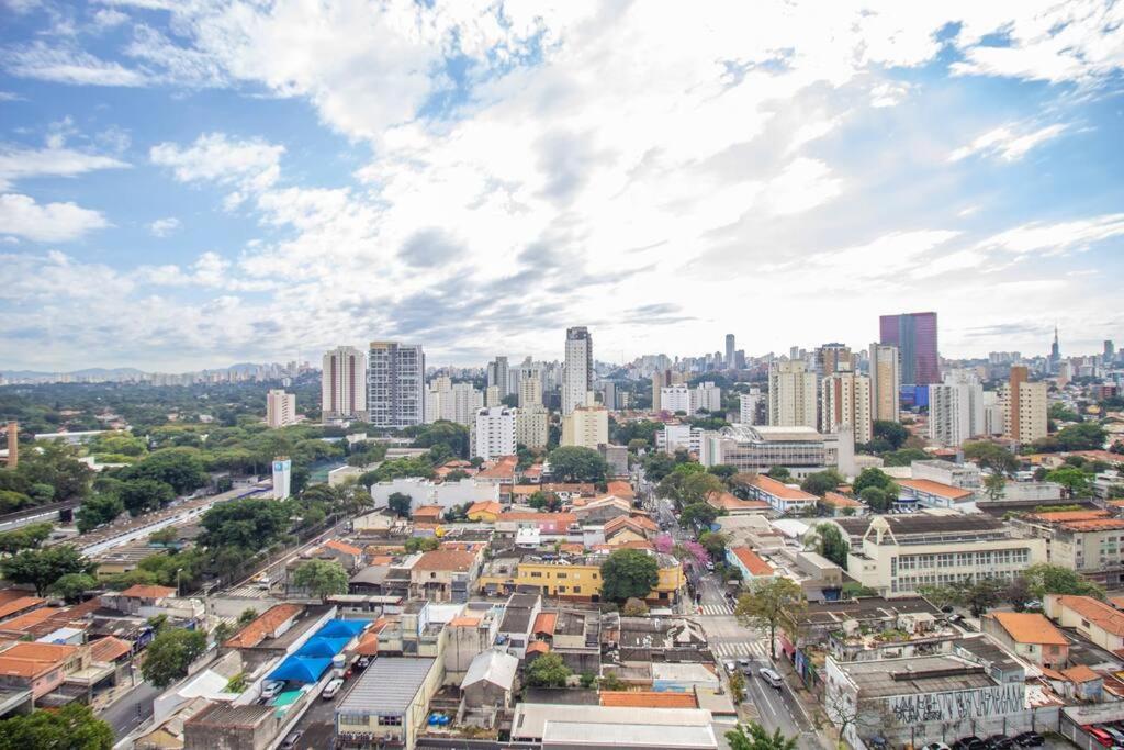 BHomy Pinheiros Moderno varanda e vista VR166 São Paulo Exterior foto
