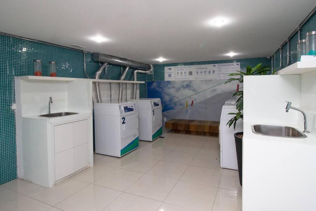BHomy Pinheiros Moderno varanda e vista VR166 São Paulo Exterior foto