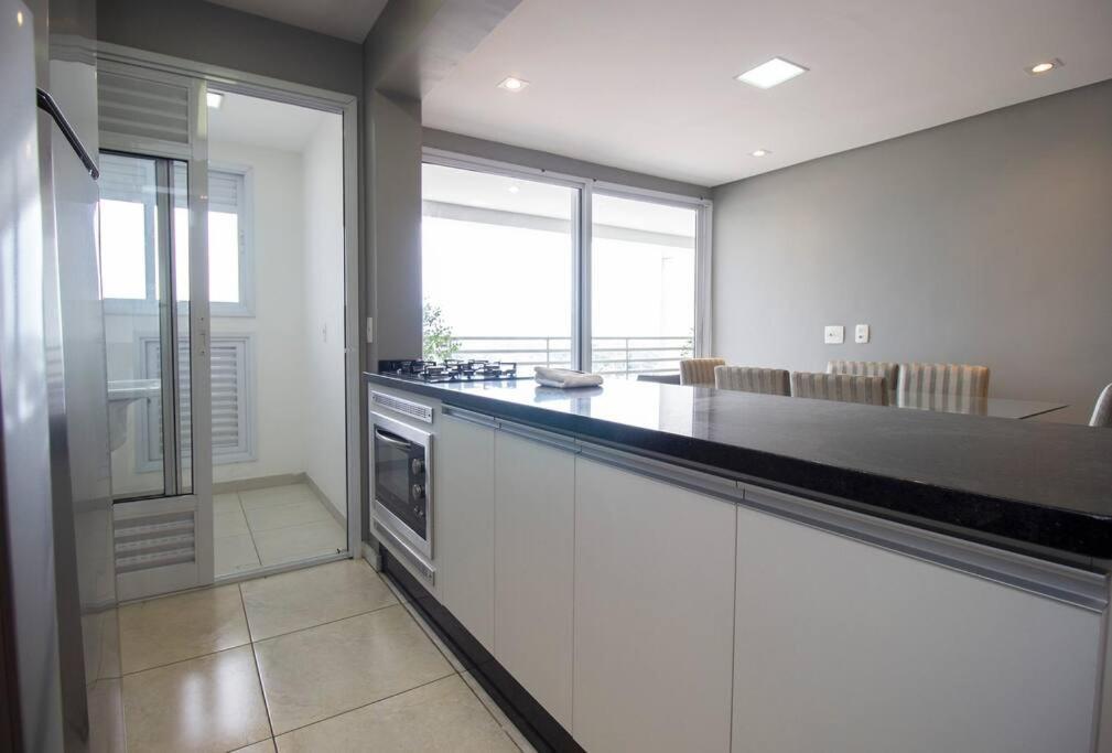 BHomy Pinheiros Moderno varanda e vista VR166 São Paulo Exterior foto
